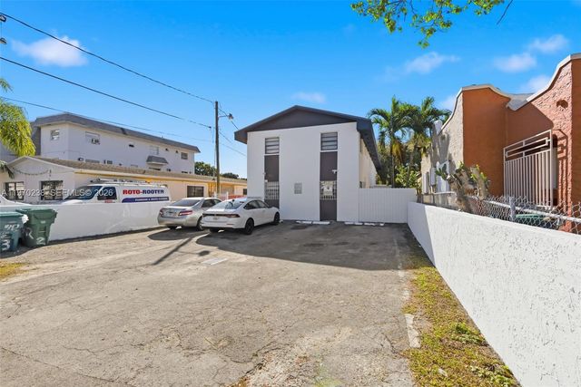 1542 NW 35th St, Miami, FL 33142