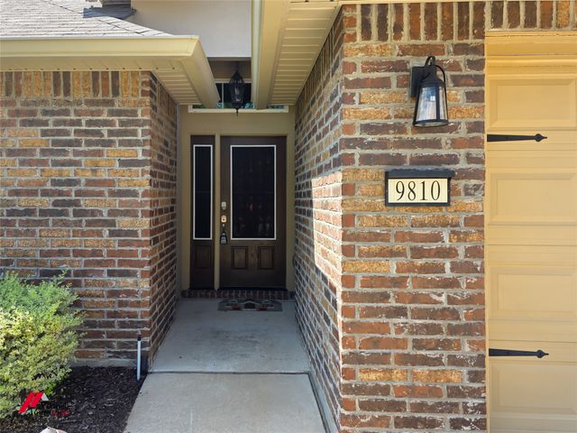 9810 Cedar Brooke, Shreveport, LA 71115