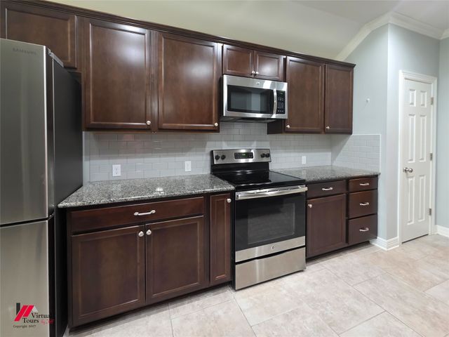 9810 Cedar Brooke, Shreveport, LA 71115