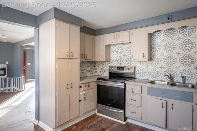 1580 Liberty Street, Lapeer, MI 48446