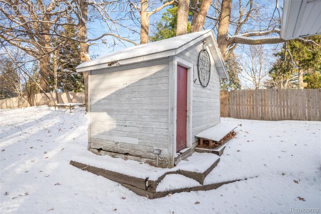 1580 Liberty Street, Lapeer, MI 48446