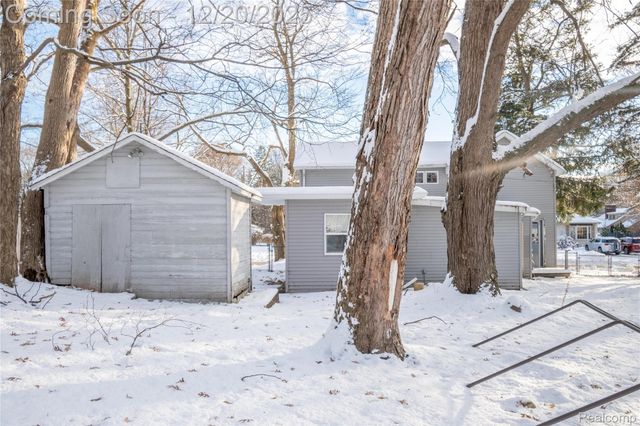 1580 Liberty Street, Lapeer, MI 48446