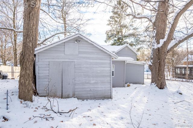 1580 Liberty Street, Lapeer, MI 48446