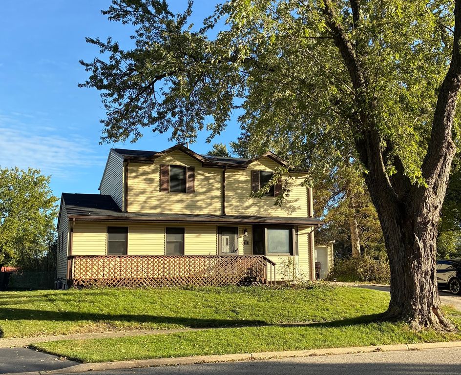 1040 Larkdale Row, Wauconda, IL 60084 — exterior
