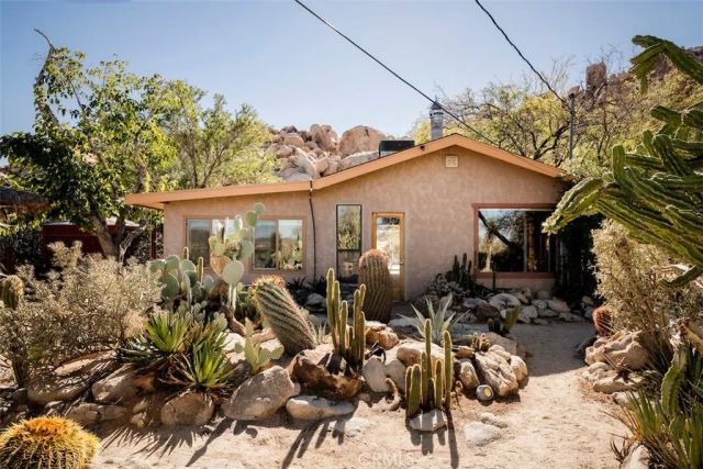 66075 Foothill, Joshua Tree, CA 92252