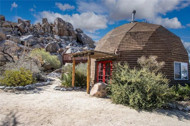 66075 Foothill, Joshua Tree, CA 92252