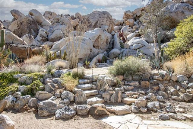 66075 Foothill, Joshua Tree, CA 92252
