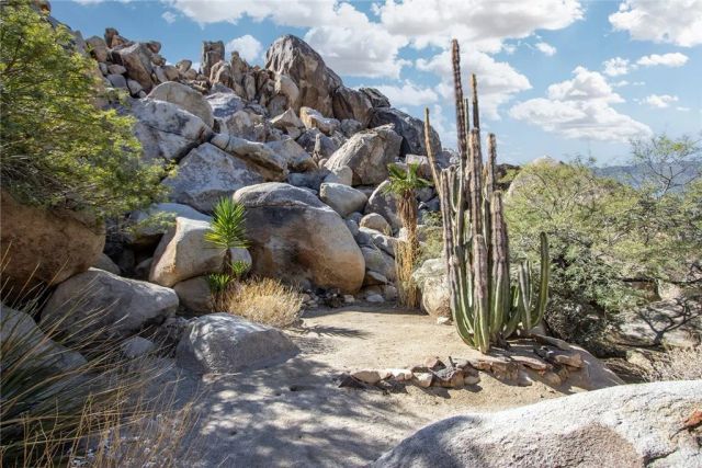 66075 Foothill, Joshua Tree, CA 92252