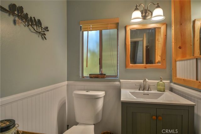 307 Pioneer Road, Lake Arrowhead, CA 92352