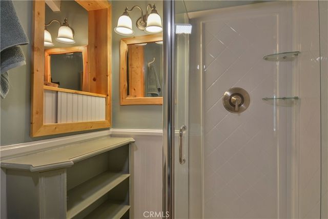 307 Pioneer Road, Lake Arrowhead, CA 92352