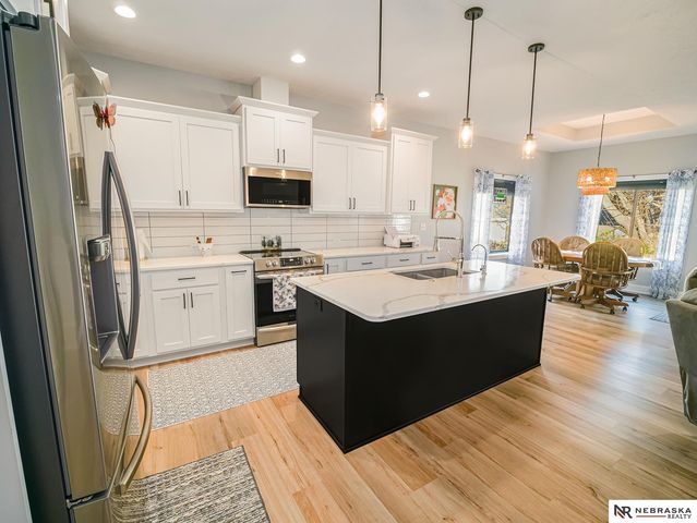 3500 Anaheim Court, Lincoln, NE 68506