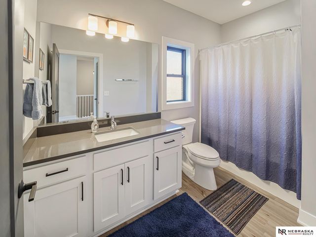 3500 Anaheim Court, Lincoln, NE 68506