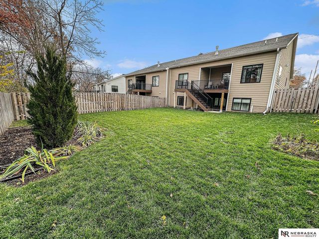 3500 Anaheim Court, Lincoln, NE 68506