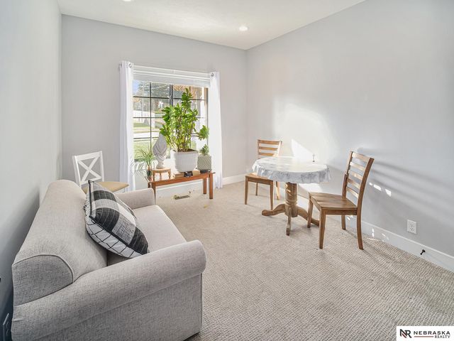 3500 Anaheim Court, Lincoln, NE 68506