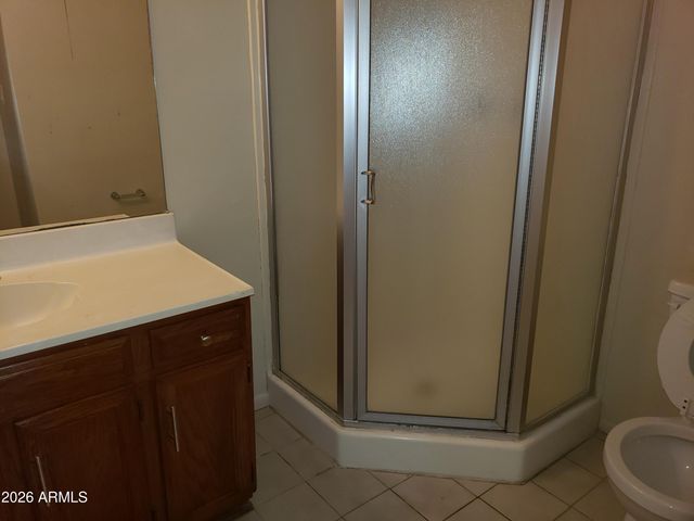 1536 S RIVER Drive E, Tempe, AZ 85281