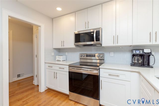 5724 Grove Forest Rd, Midlothian, VA 23112