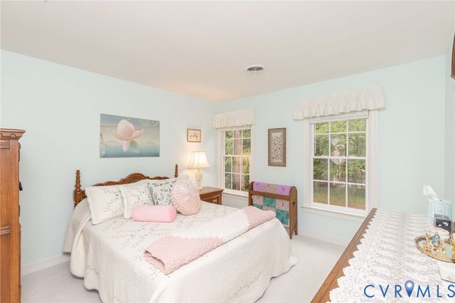 5724 Grove Forest Rd, Midlothian, VA 23112