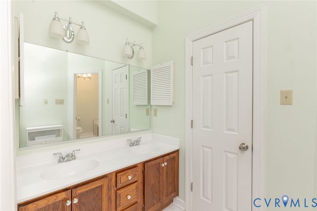 5724 Grove Forest Rd, Midlothian, VA 23112