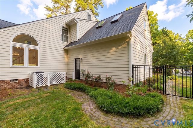 5724 Grove Forest Rd, Midlothian, VA 23112
