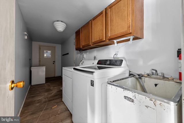 1943 BIRCHWOOD PK DR N, Cherry Hill, NJ 08003