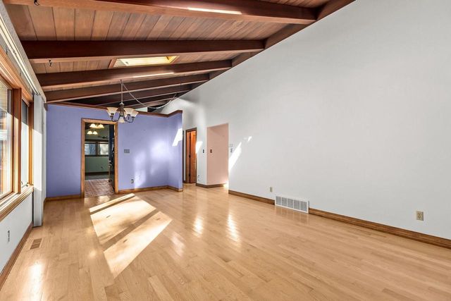 813 E TAFT AVENUE, Appleton, WI 54915