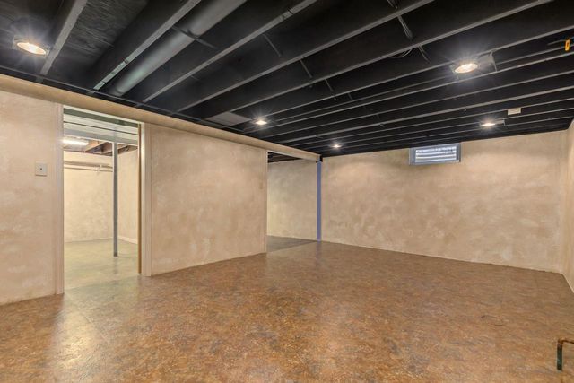 813 E TAFT AVENUE, Appleton, WI 54915