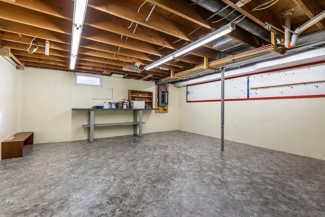 813 E TAFT AVENUE, Appleton, WI 54915