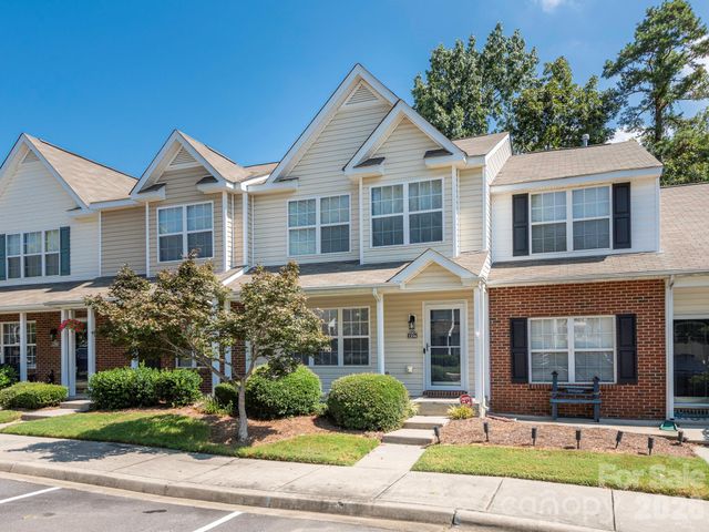 1554 Maypine Commons Way, Rock Hill, SC 29732