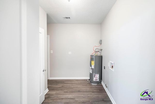 673 Villa Esta Avenue, Macon, GA 31206