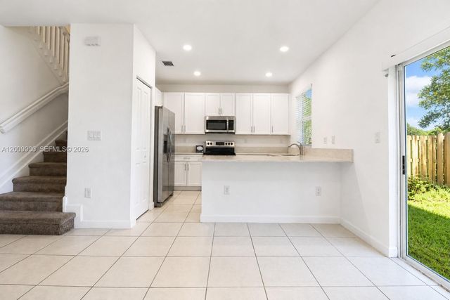 2664 SE 19th St, Homestead, FL 33035