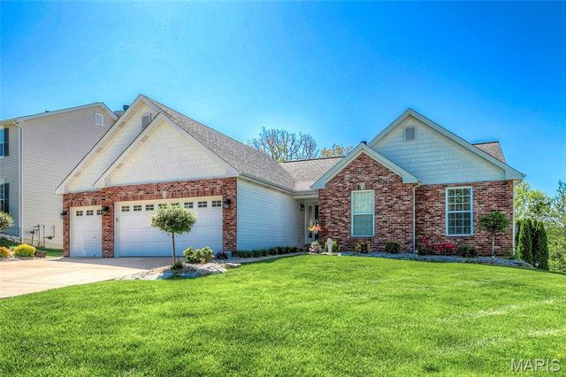 25 Aspen Ridge Court, St Peters, MO 63376
