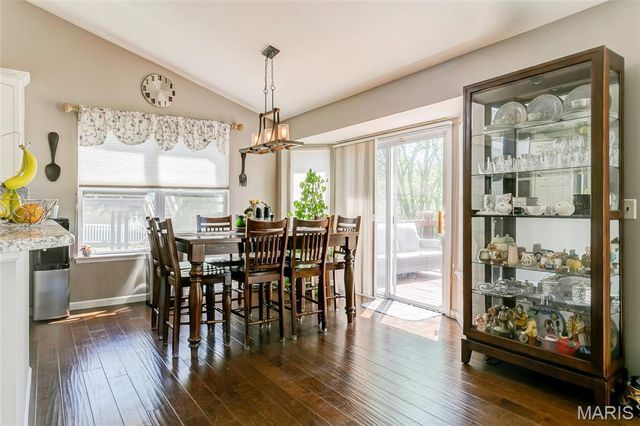 25 Aspen Ridge Court, St Peters, MO 63376
