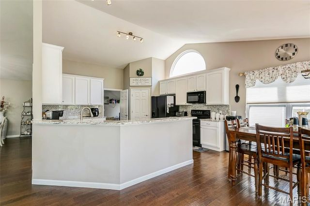 25 Aspen Ridge Court, St Peters, MO 63376