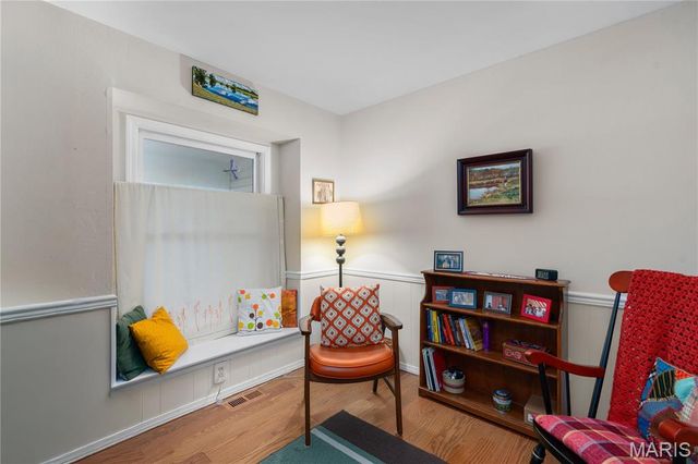 7356 Whitehall Colonial Lane, St Louis, MO 63119