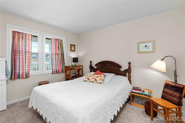 7356 Whitehall Colonial Lane, St Louis, MO 63119