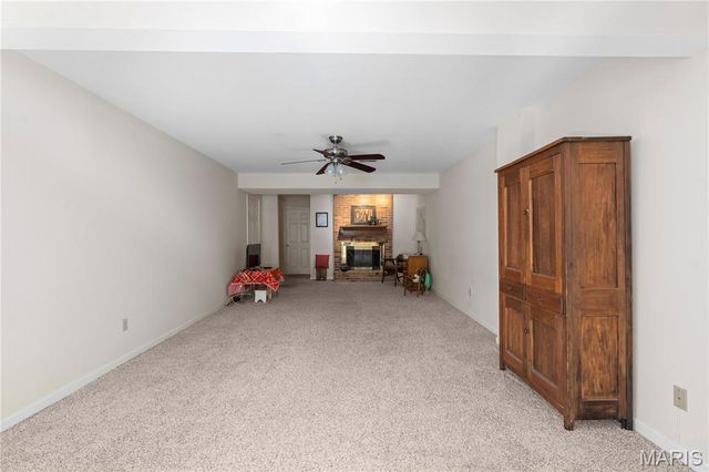 7356 Whitehall Colonial Lane, St Louis, MO 63119