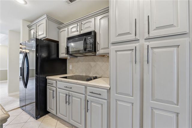 552 N Brices Cross Drive, Fayetteville, AR 72704