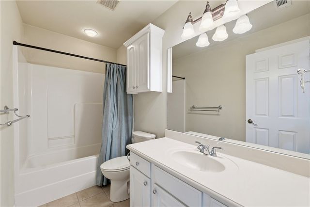 552 N Brices Cross Drive, Fayetteville, AR 72704