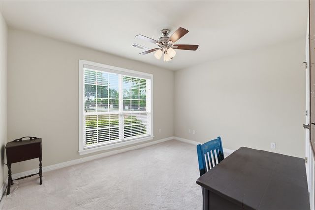 552 N Brices Cross Drive, Fayetteville, AR 72704