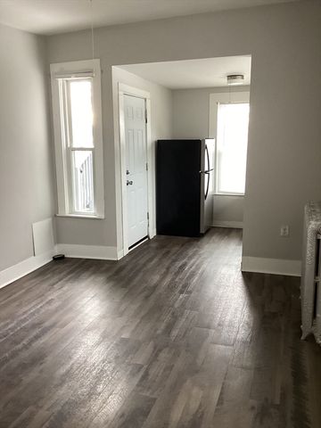 47 Appleton St. 4, Quincy, MA 02171