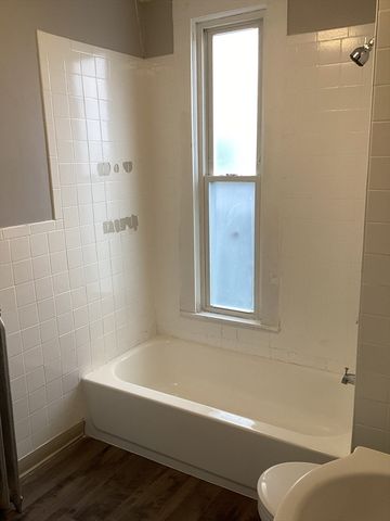 47 Appleton St. 4, Quincy, MA 02171