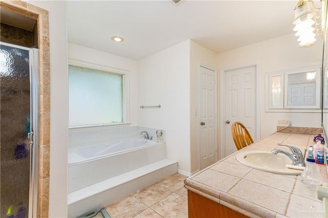 310 Wimbledon Drive, Weslaco, TX 78596