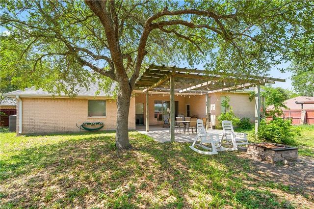 310 Wimbledon Drive, Weslaco, TX 78596