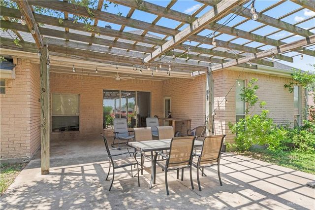 310 Wimbledon Drive, Weslaco, TX 78596
