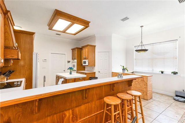 310 Wimbledon Drive, Weslaco, TX 78596