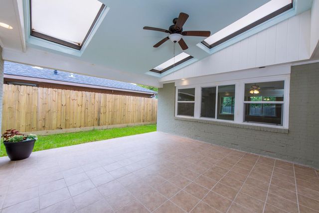 10613 Willowgrove Drive, Houston, TX 77035
