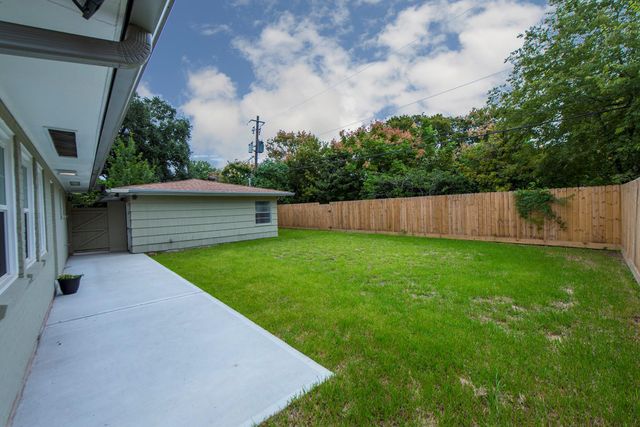 10613 Willowgrove Drive, Houston, TX 77035