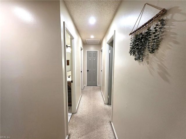 4728 Skipjack CT, Virginia Beach, VA 23464