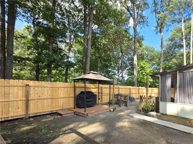 4728 Skipjack CT, Virginia Beach, VA 23464