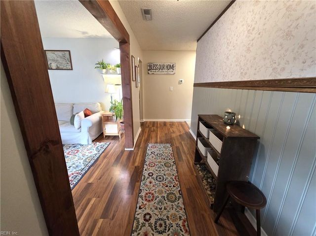 4728 Skipjack CT, Virginia Beach, VA 23464
